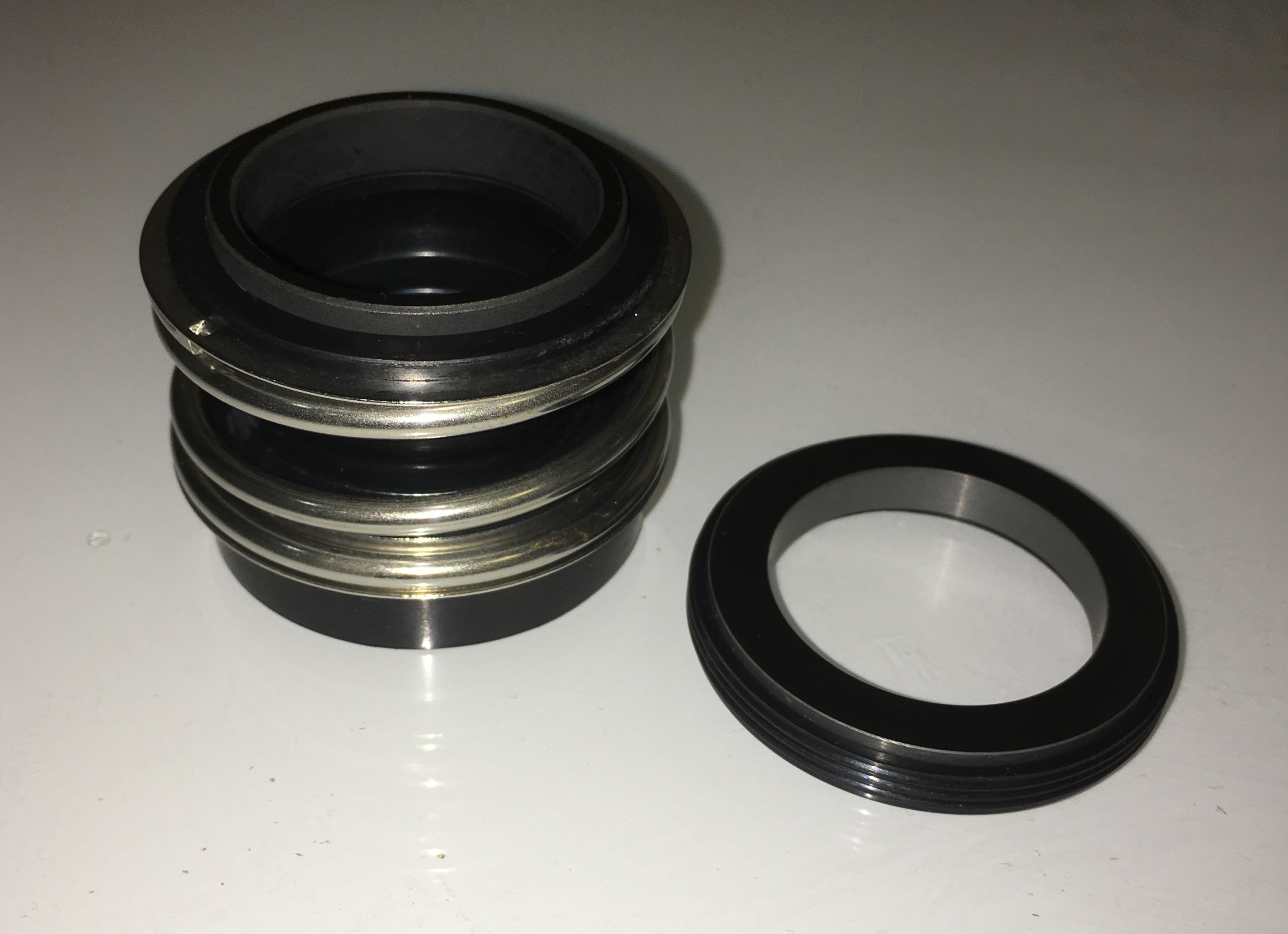 Торцевое уплотнение MG12
